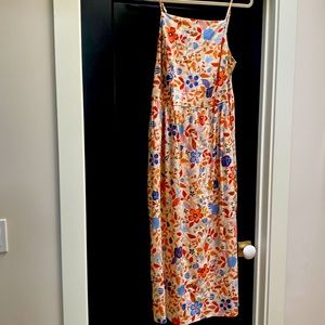 Old navy sundress floral with smocked back